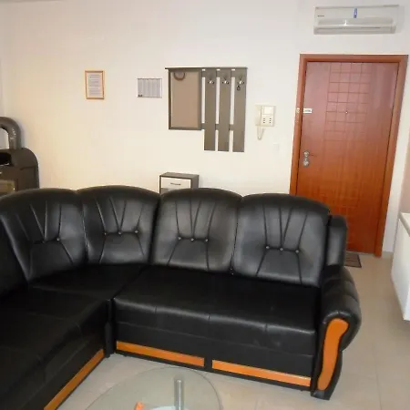 Park Apartment